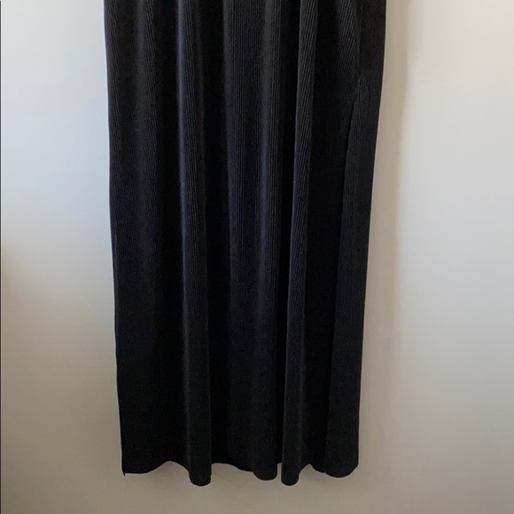 ASOS Long Black Pleated Dress - Picture 7 of 10